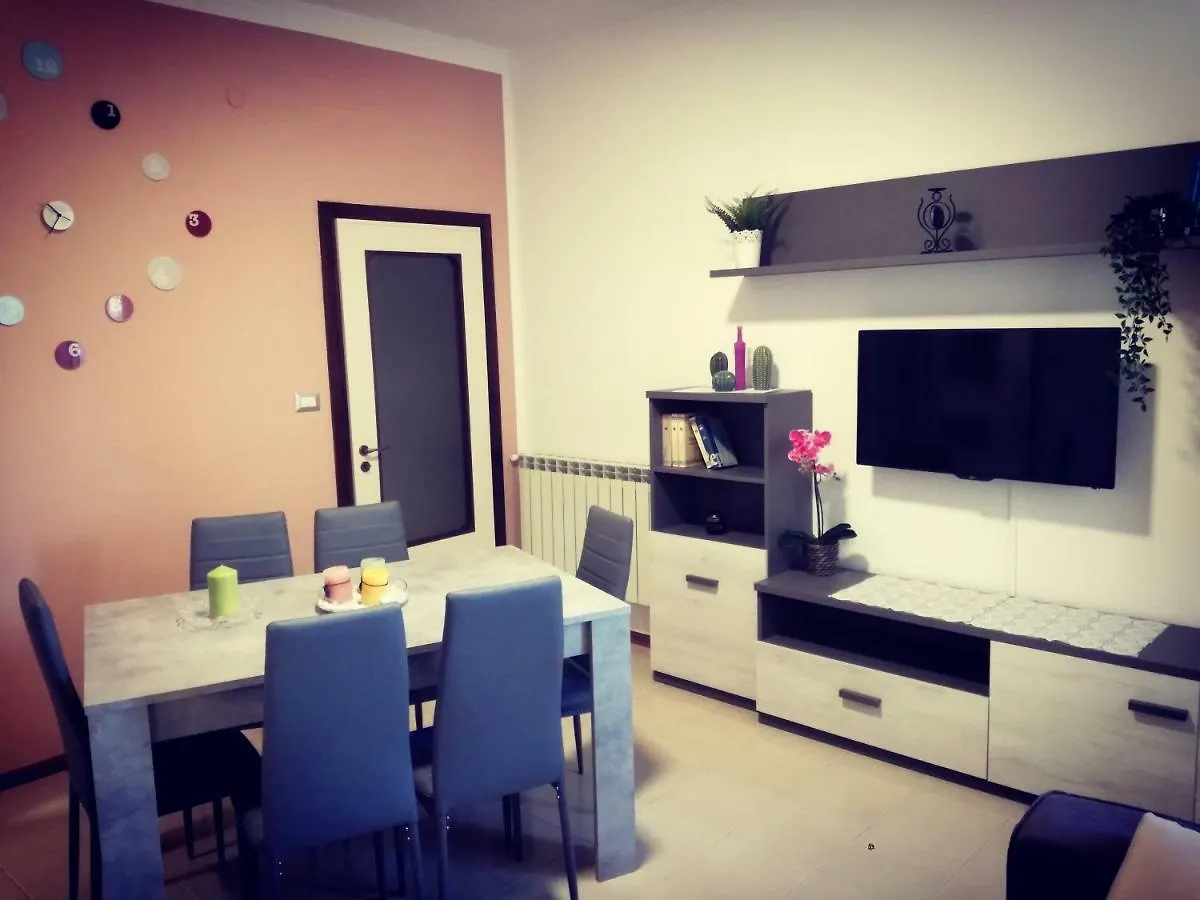 Holiday home Dietro Le Quinte 81 Catania Italy